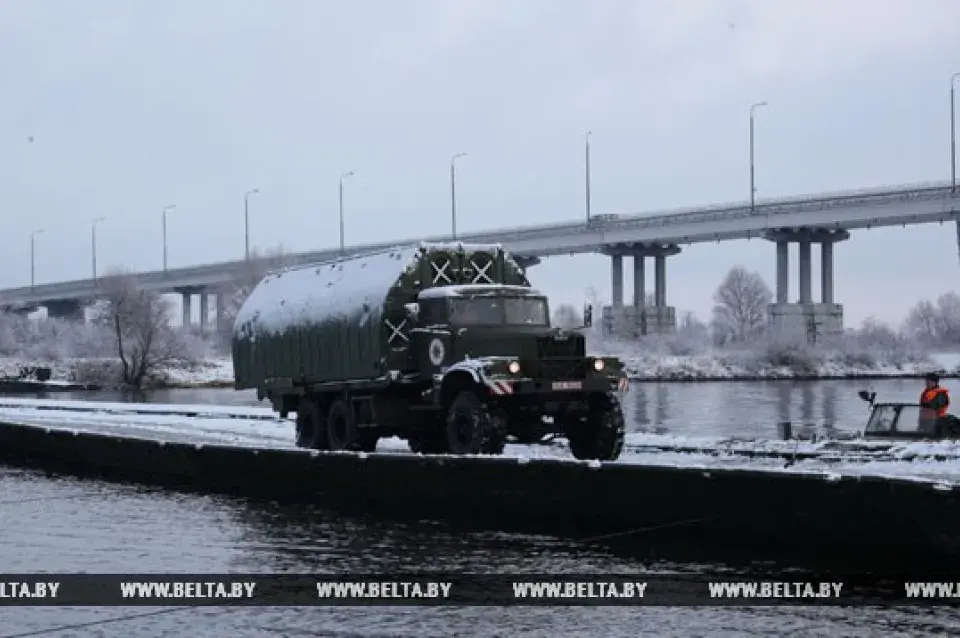 На Прыпяці ў раёне Жыткавічаў зрабілі пантонны мост — наўзамен аварыйнаму