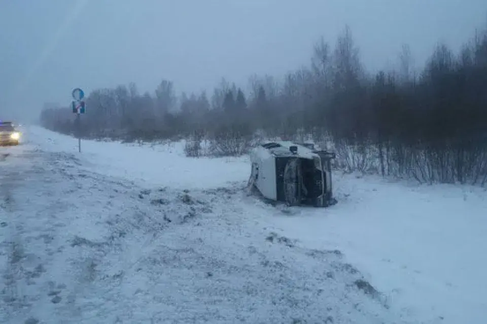 Маршрутка з пасажырамі перакулілася пад Полацкам 