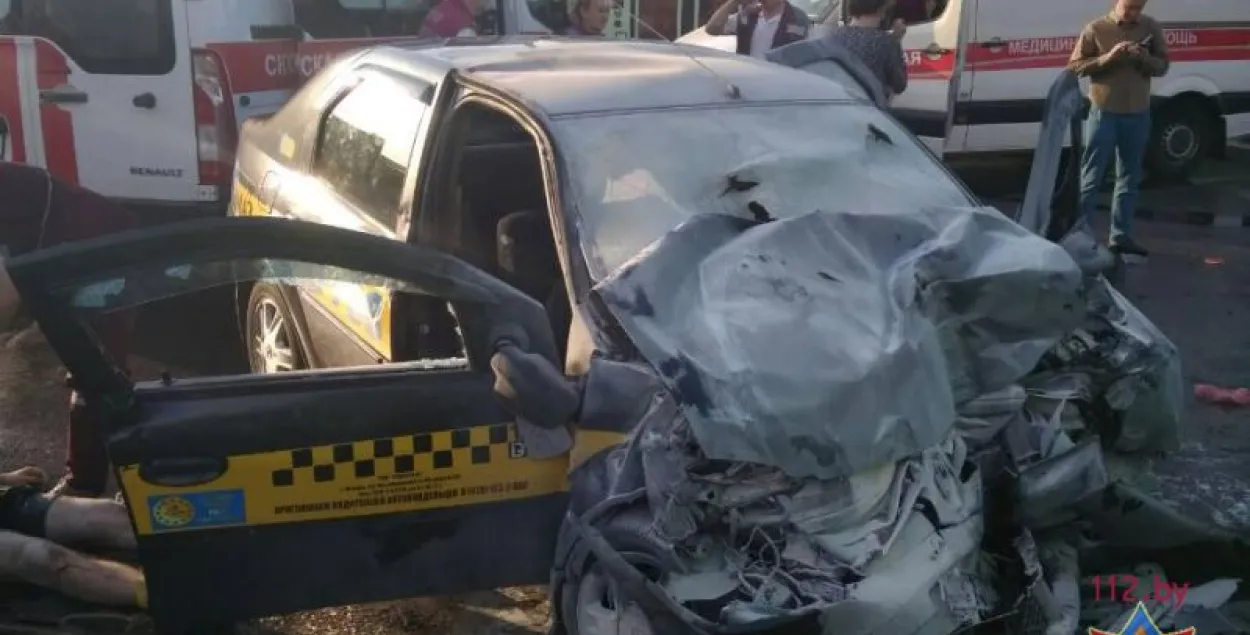 З’явіліся новыя падрабязнасці пра ДТЗ з таксі, у якім загінулі 2 пасажыры
