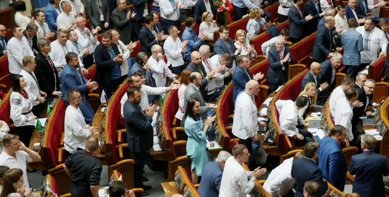 Вярхоўная Рада Украіны прыдумала, як не дапусціць свайго роспуску Зяленскім 