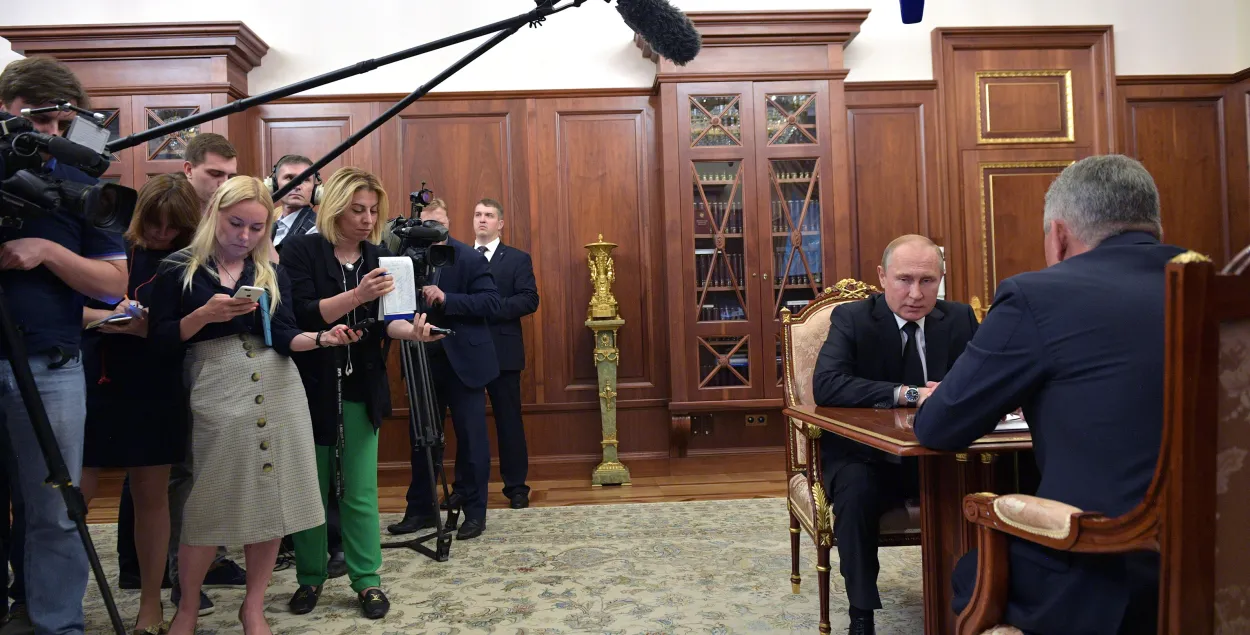 Владимир Путин и Сергей Шойгу / Reuters