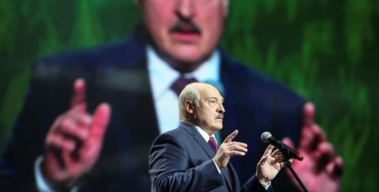Александр Лукашенко на "женском форуме". Минск, 17 сентября / Reuters​