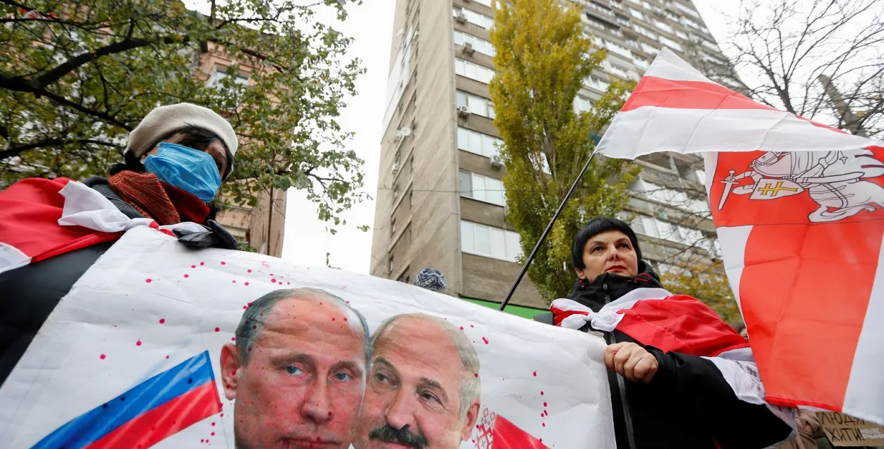 На уличной акции в Киеве / Reuters​