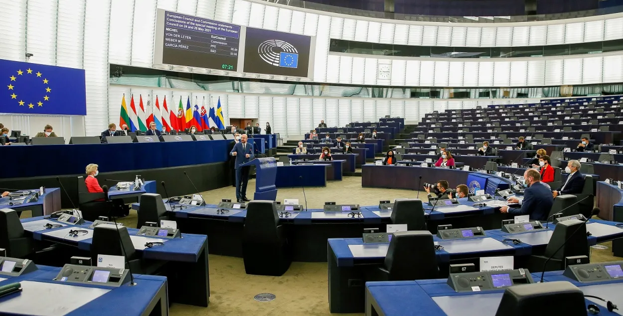 Хто ў Еўрапарламенце галасаваў супраць жорсткай рэзалюцыі па Беларусі?