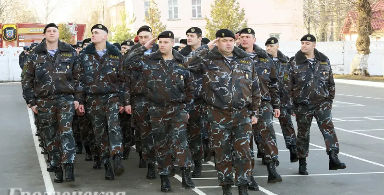 У Гродне на сустрэчу з расійскім філосафам завітаў АМАП, шмат затрыманых