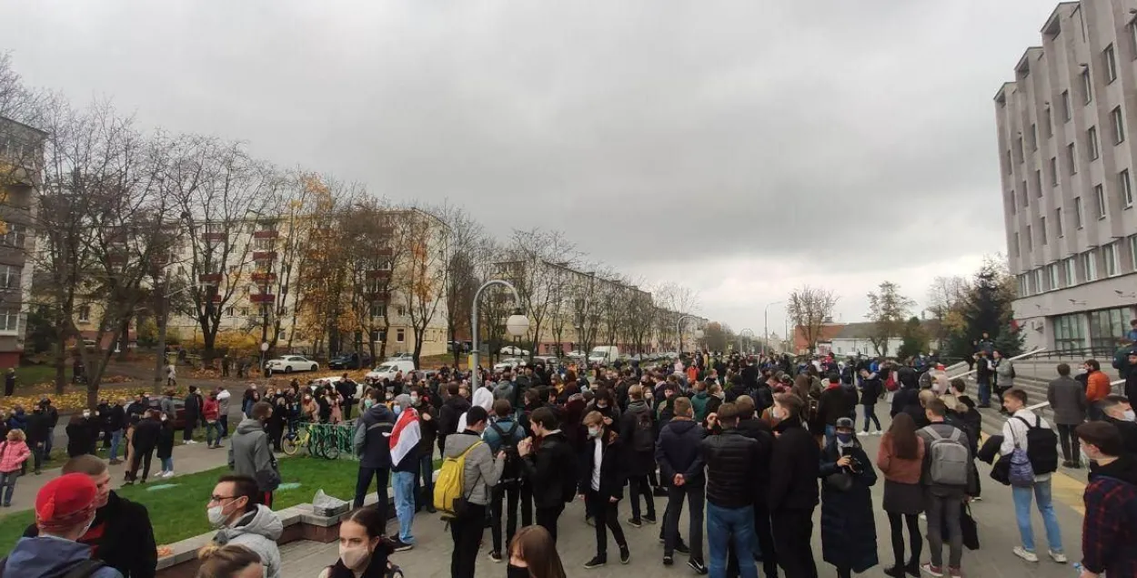 Студентов начали отчислять ежедневно​