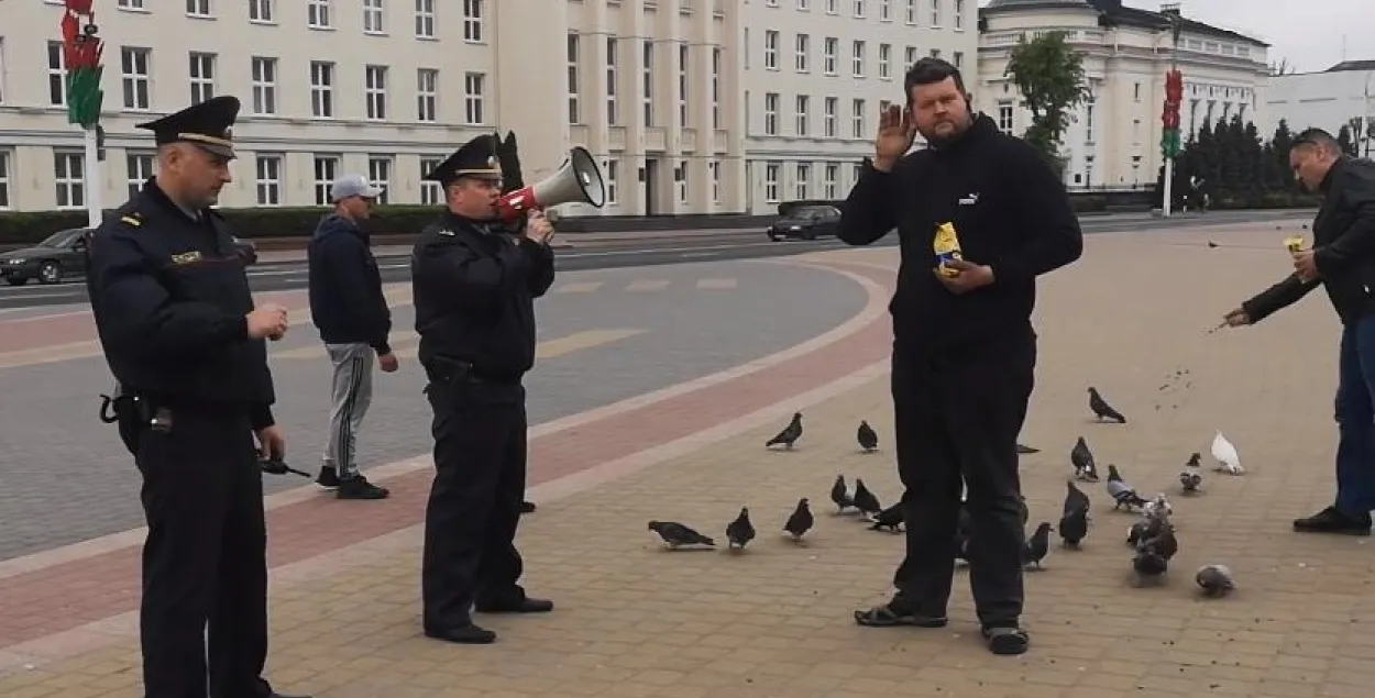 Противники аккумуляторного завода снова провели встречу в центре Бреста 