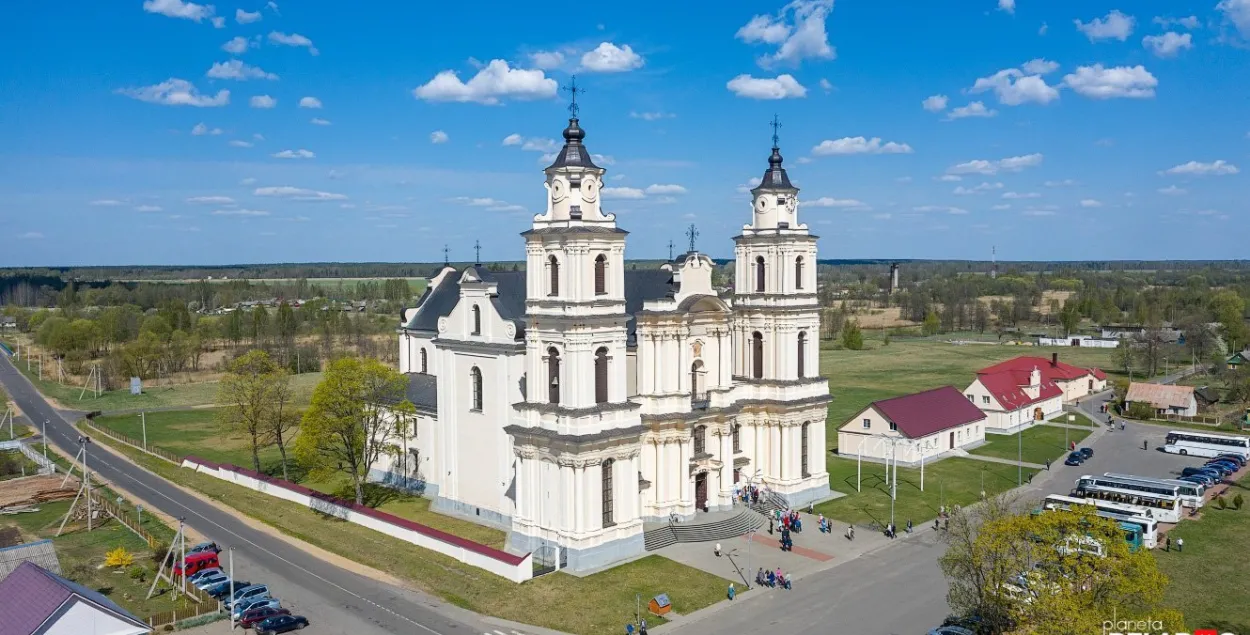 Так выглядаў Будслаўскі касцёл да пажару / Планета Беларусь