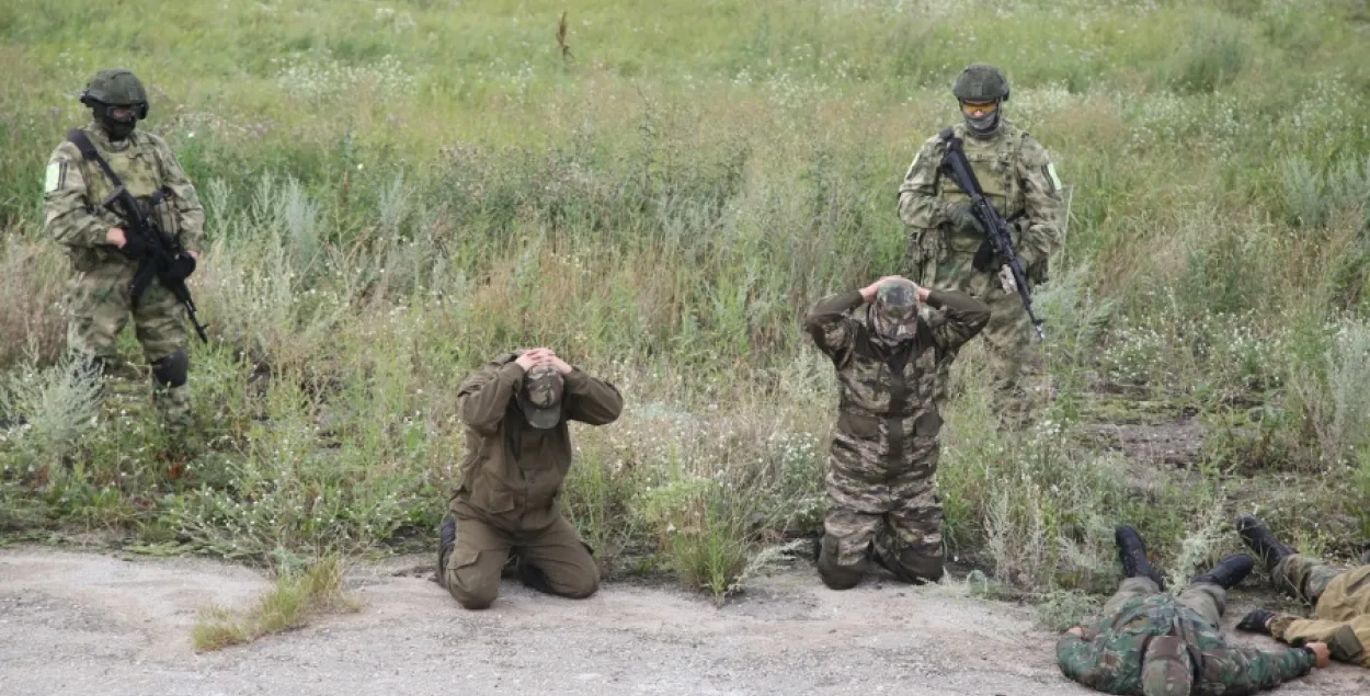 У Беларусі адпрацоўвалі ліквідацыю ўмоўнай "банды", якая прарвалася з-за мяжы