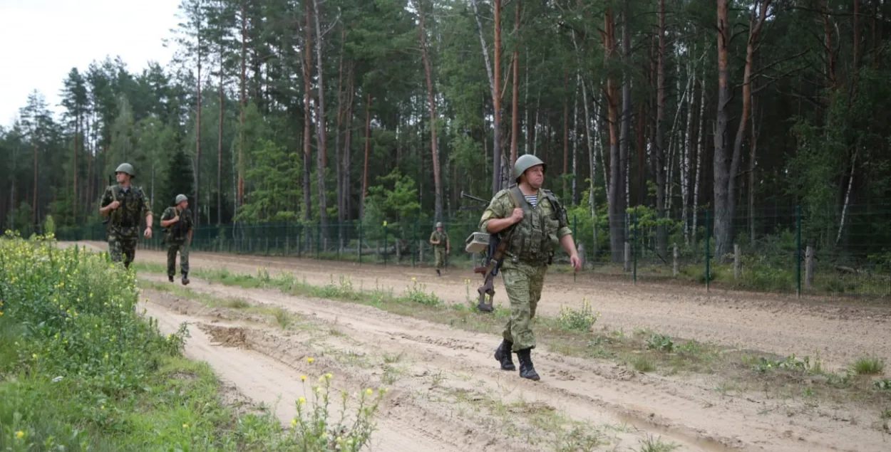 Беларускія памежнікі адпрацуюць ліквідацыю "банды" каля мяжы