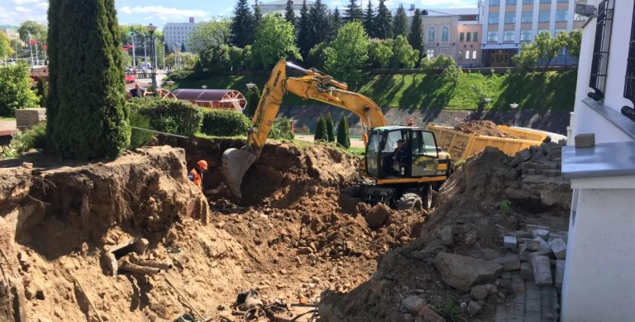 Рэшткі падмурка гасцініцы Брозі ў Віцебску&nbsp;/ news.vitebsk.cc