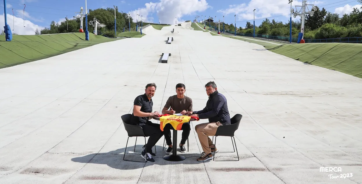 Абдукадзір Хусанаў у "Лансе" / https://twitter.com/RCLens
