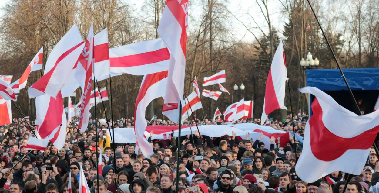 Як суседзі ўспрынялі стагоддзе БНР? Абмяркоўваем з Магдам і Гаруновым (відэа)