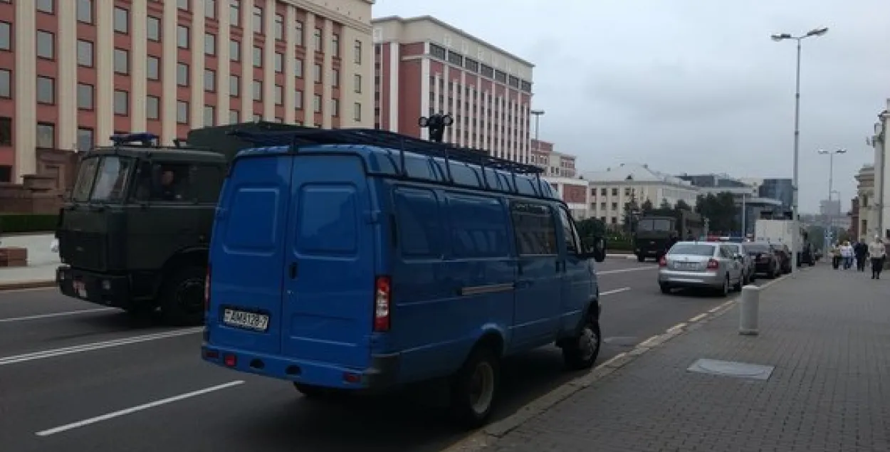 Euroradio&rsquo;s photo: police vans prepared for the action.