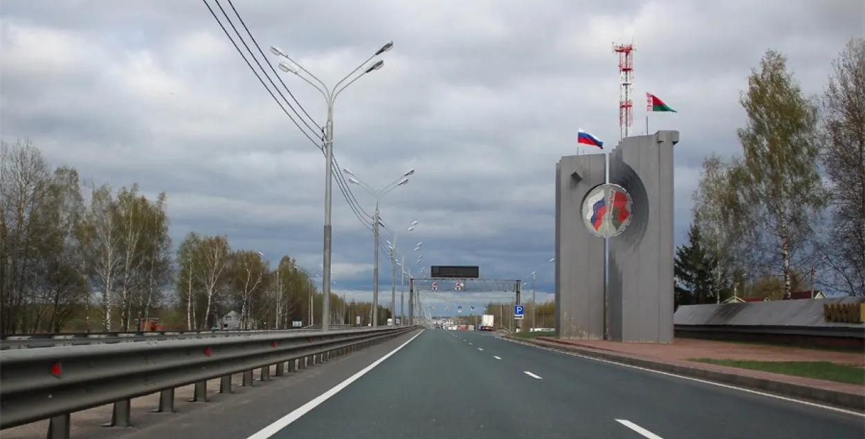 Дэлегацыя равінаў не змагла прыехаць у Лёзна, бо не мела беларускіх візаў