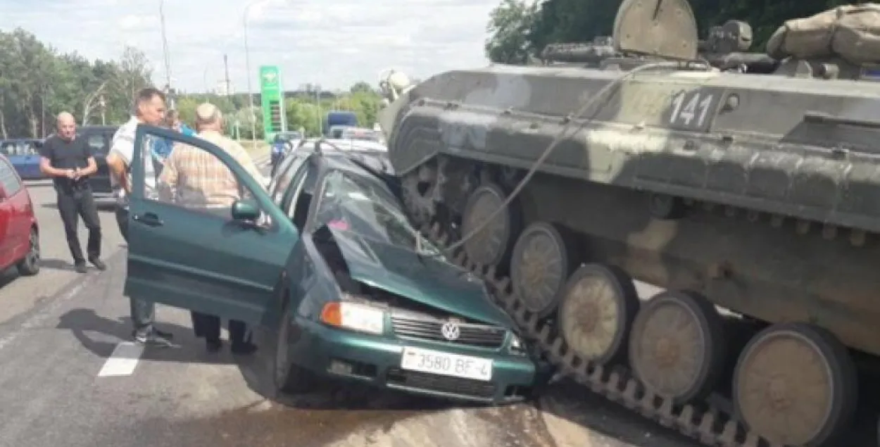 Мінабароны пракаментавала “дрыфт” БМП у Гродна