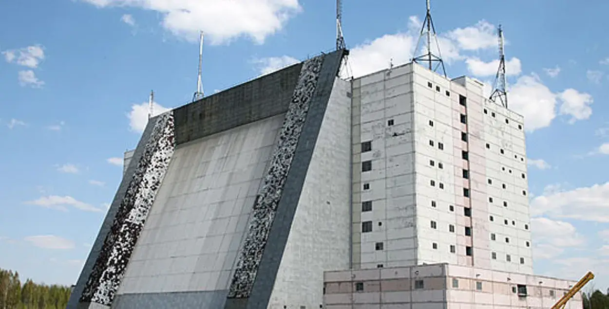 The Volga early-warning radar near Hancavicy in Belarus / profi-forex.org