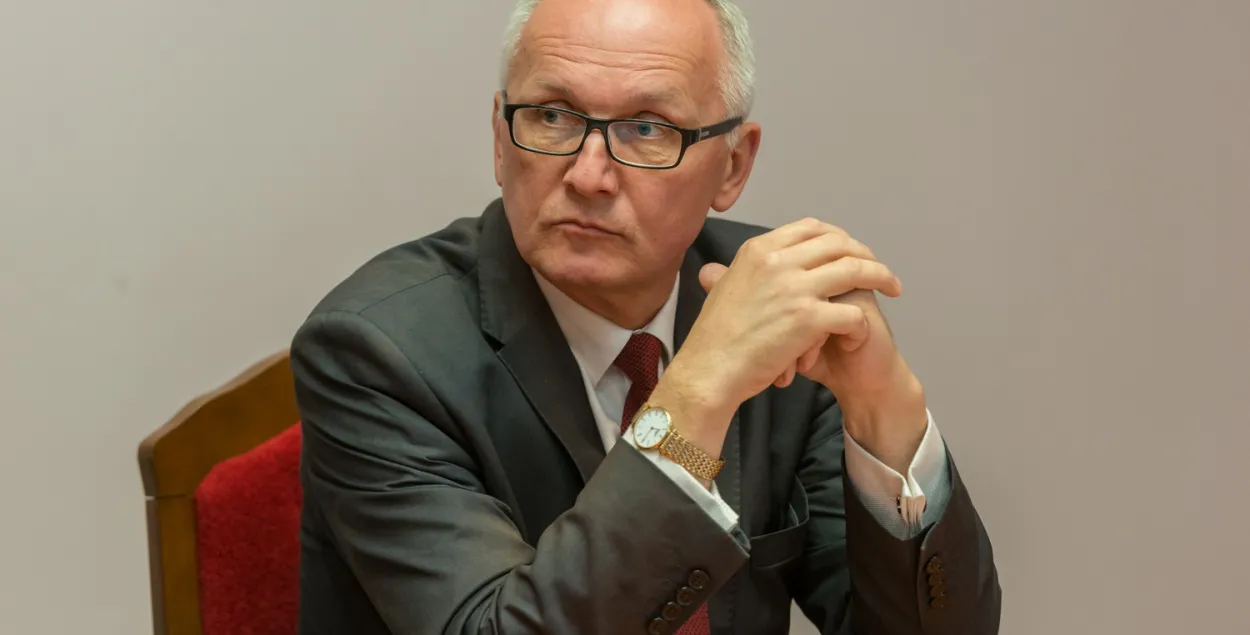 Вымовы чыноўнікам ― засакрэцілі