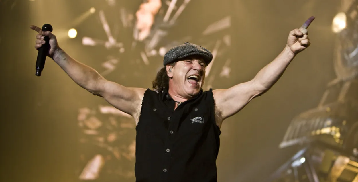 Вакаліст AC/DC можа цалкам згубіць слых