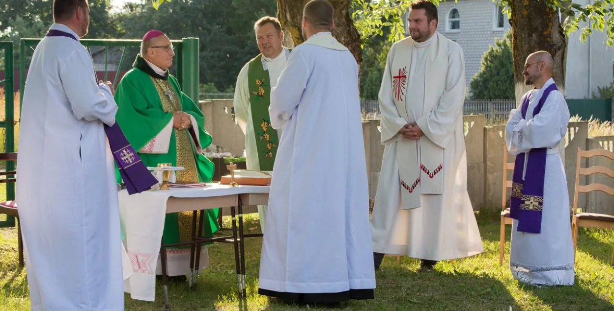 During the Budslau Fest. Photo: Viktar Vedzen&nbsp;/ catholic.by