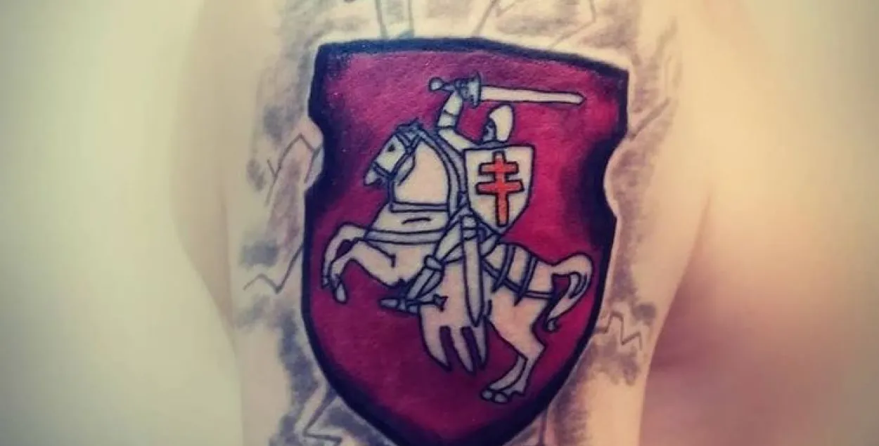 &quot;Погоня&quot; от Виктора Циркуновича​ /&nbsp;www.instagram.com/1863_tattoo/