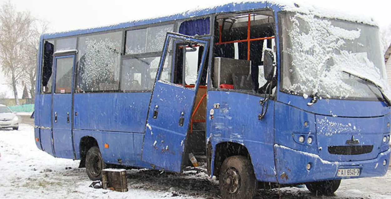 У Буда-Кашалёўскім раёне пры аварыі рэйсавага аўтобуса загінула жанчына (фота)