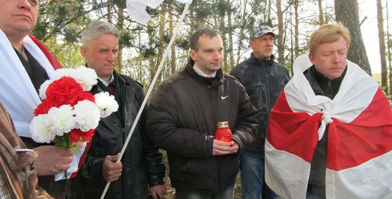 Грамадскія актывісты ўшанавалі памяць жыхароў в.Дражна, загінулых ад партызанаў