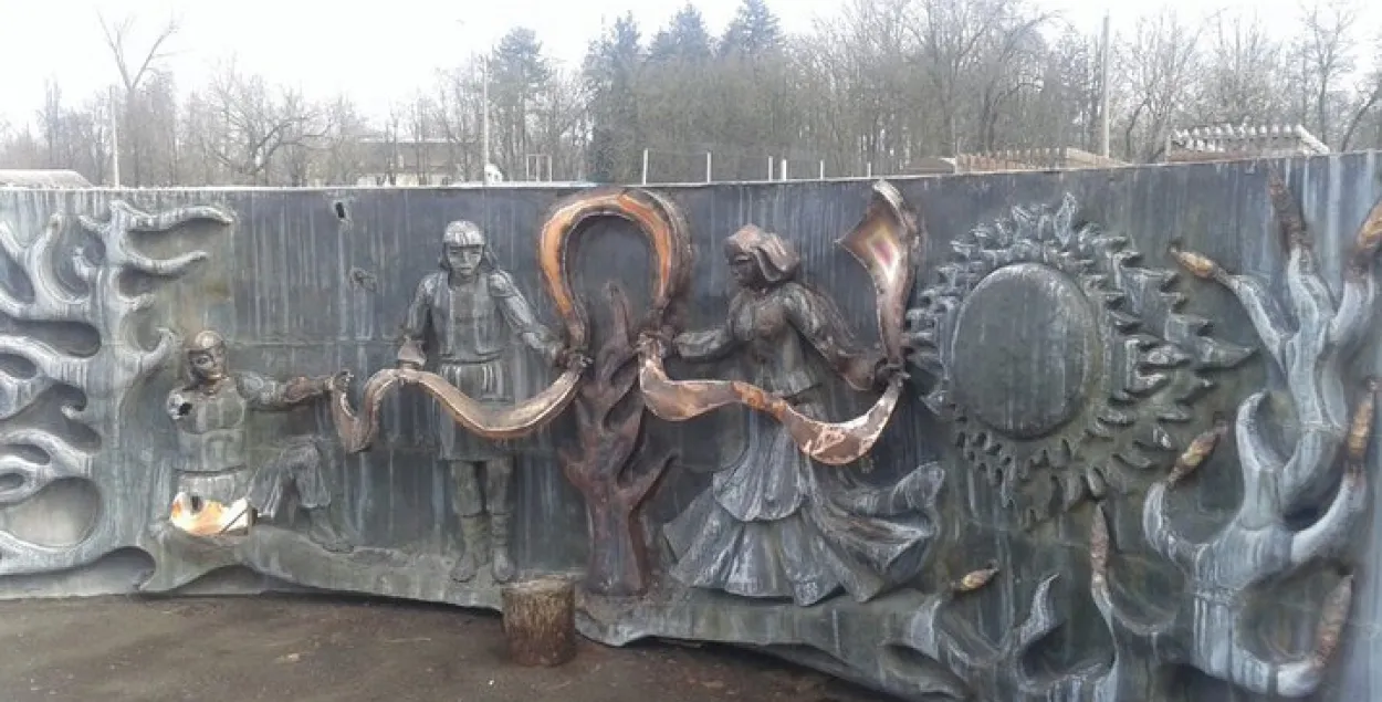 Брэстаўчанін здаў фантан на металалом
