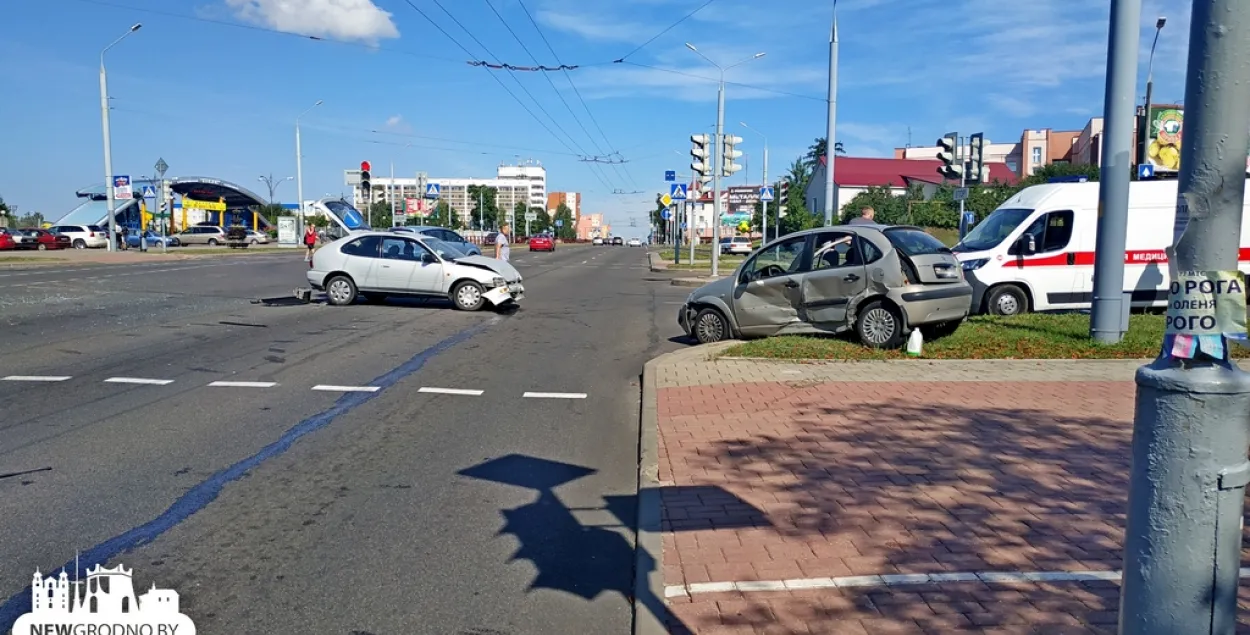 У Гродне падчас ДТЗ з акна машыны выкінула 9-гадовага хлопчыка