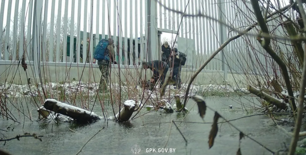 У ДПК РБ кажуць, што польскія службы перыядычна выцясняюць мігрантаў у Беларусь / ілюстрацыйнае фота @gpkgovby
