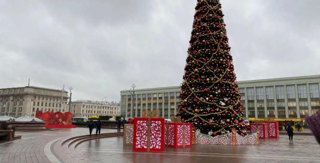 З галалёдам у Мінску змагаюцца машыны і 700 рабочых