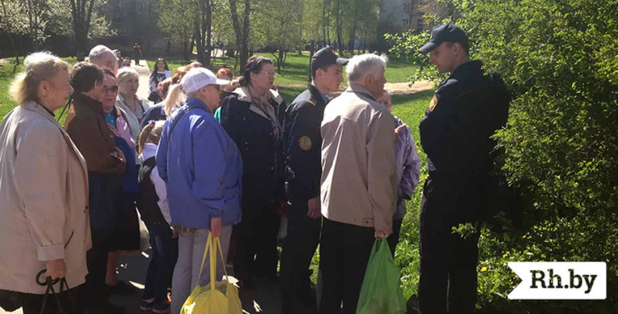 Міліцыя праводзіць праверку па факце затрымання жанчыны-гандляркі ў Маладзечне