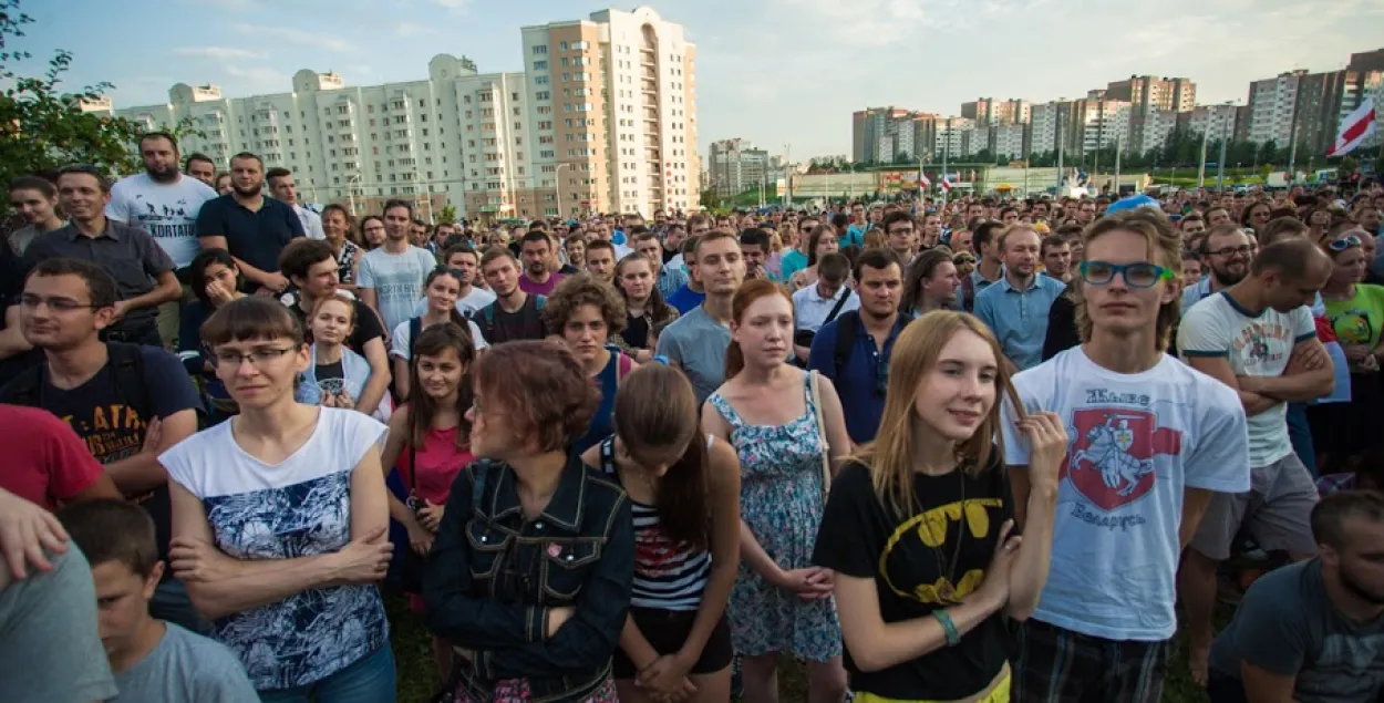 Лагвінца не зарэгістравалі кандыдатам: "падкупаў выбаршчыкаў, раздаючы газеты"