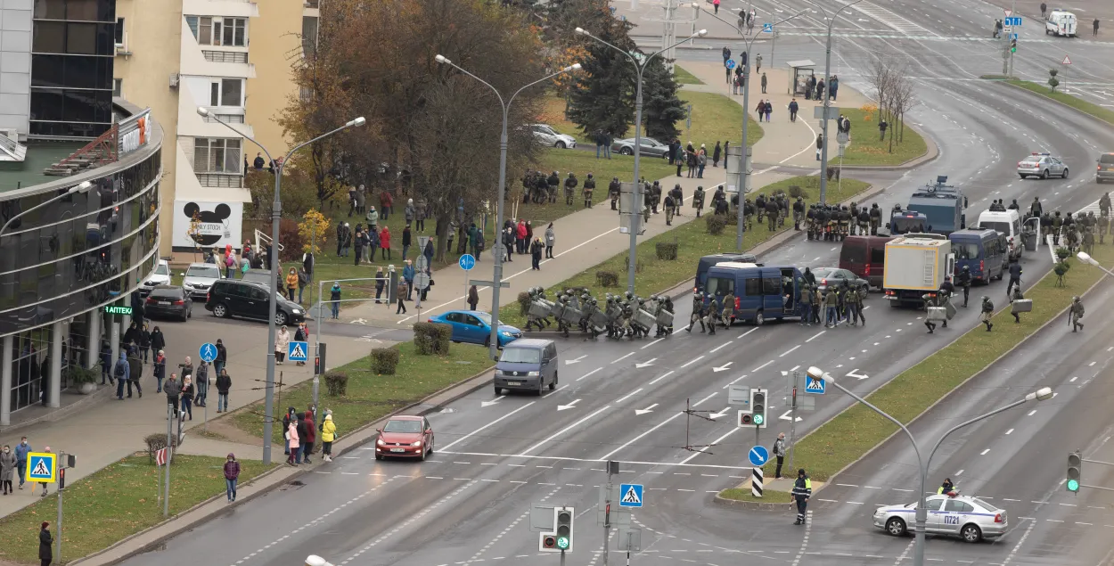 Ангелы vs. демоны: воскресный Марш народовластия в фото