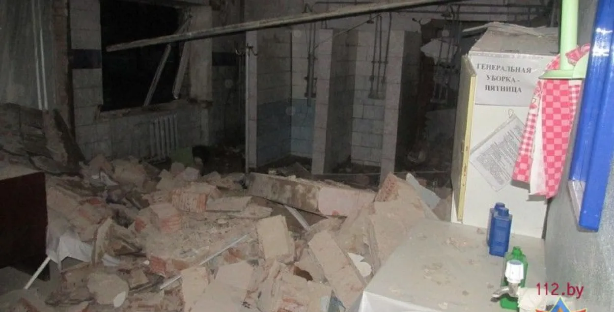 У Дуброўне ўначы ў інтэрнаце выбухнуў вадагрэйны кацёл (фота)