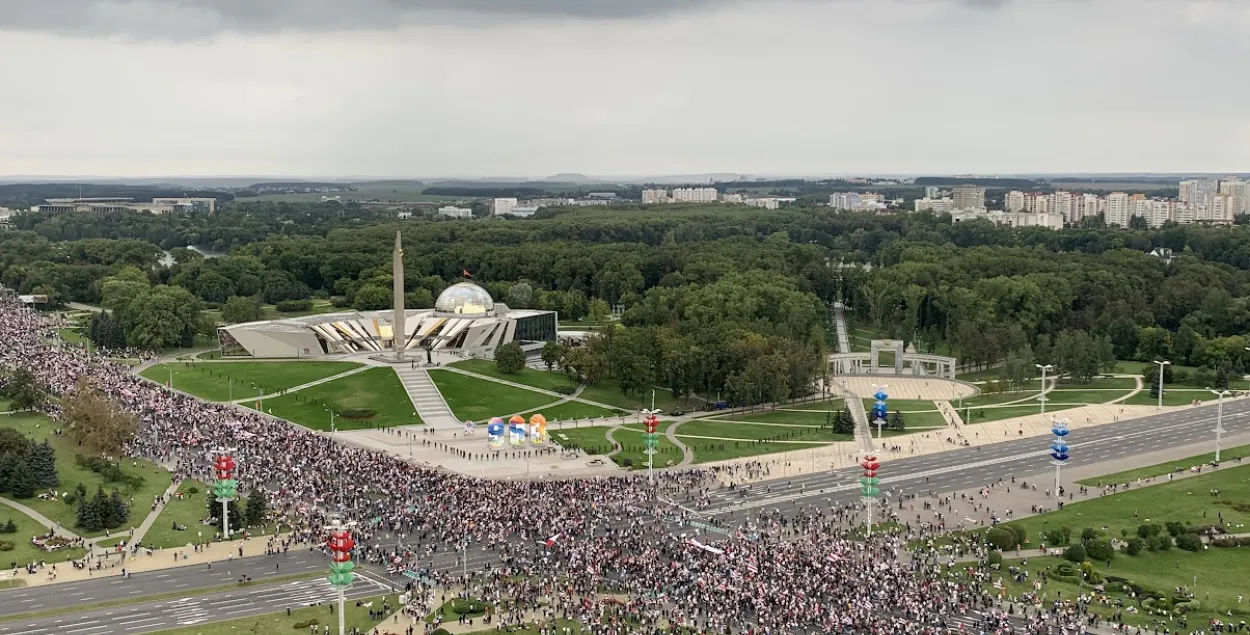 Акция протеста на стеле в Минске, 6 сентября 2020 года / Еврорадио