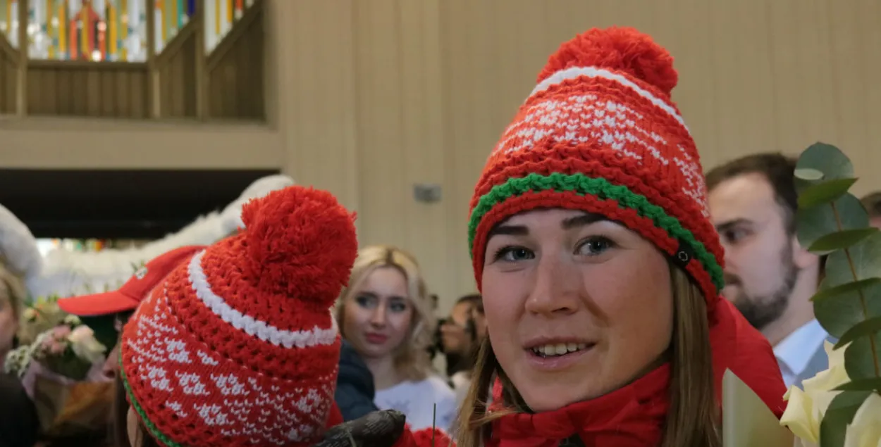 Динара Алимбекова после возвращения с Олимпиады в Пхёнчхане. Фото: Еврорадио