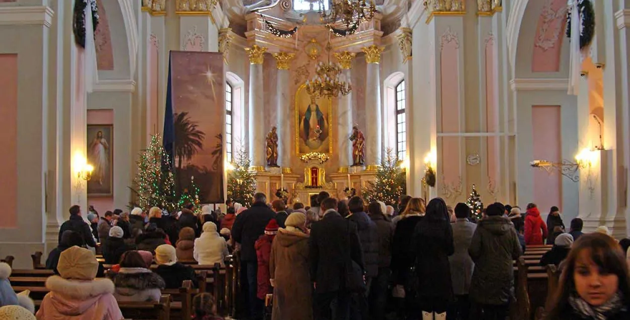 У Калядным віншаванні Лукашэнка заклікаў спрыяць міру і добрасуседству