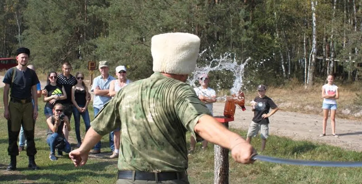 Пад Брэстам адбыліся спаборніцтвы “апалітычных казакоў” (фота)