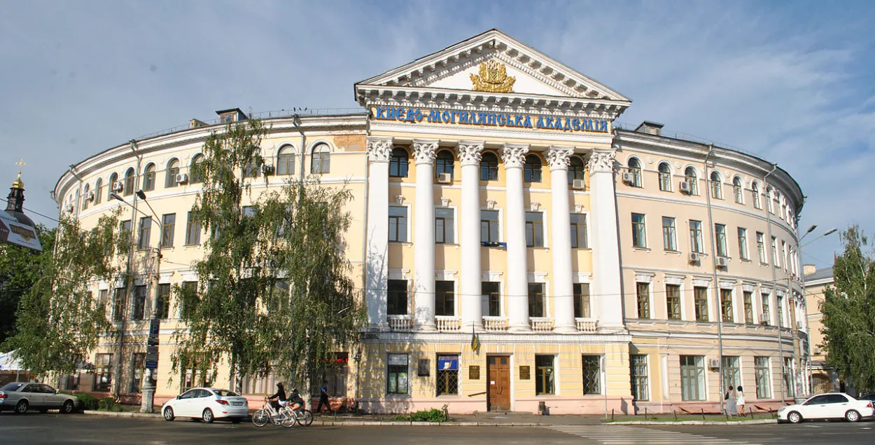 Один из старейших вузов Украины готов принять отчисленных белорусских студентов