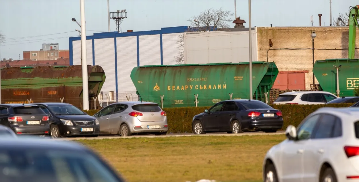 "Коммерсант": у "Беларуськалія" альтэрнатыўных варыянтаў транспарціроўкі няма