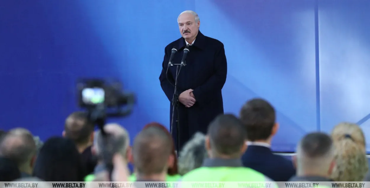 Александр Лукашенко в Светлогорске / БЕЛТА