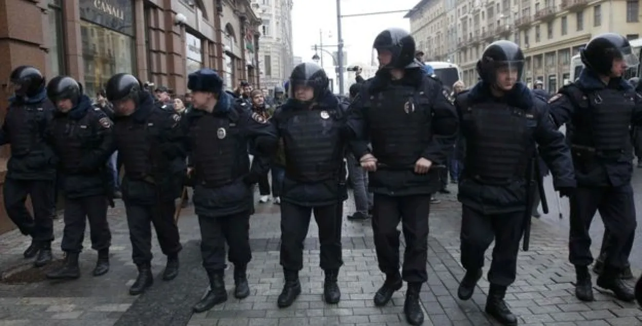 У Маскве затрымалі дзясяткі чалавек падчас “гулянняў” апазіцыі