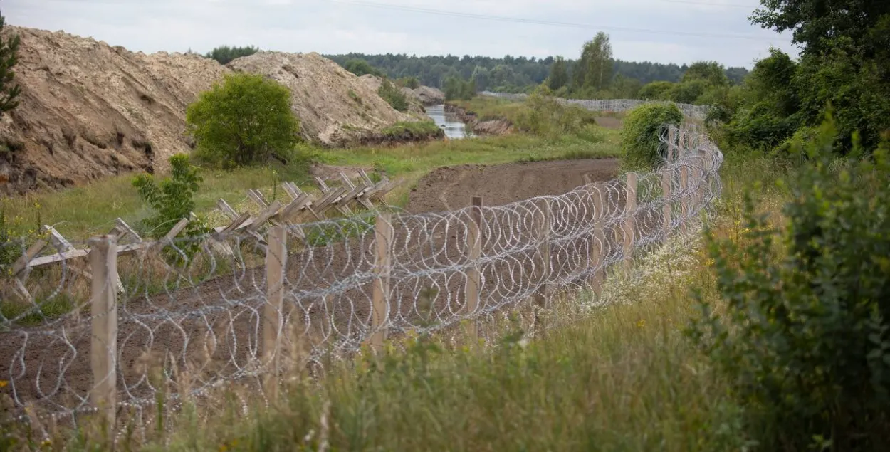 З'явіліся фота ўмацавання ўкраінска-беларускай мяжы ў Валынскай вобласці