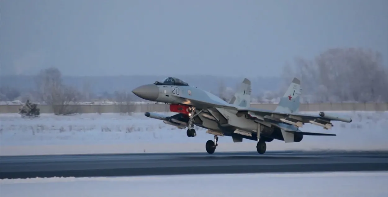 Знішчальнік​ Су-35с / m.tvzvezda.ru