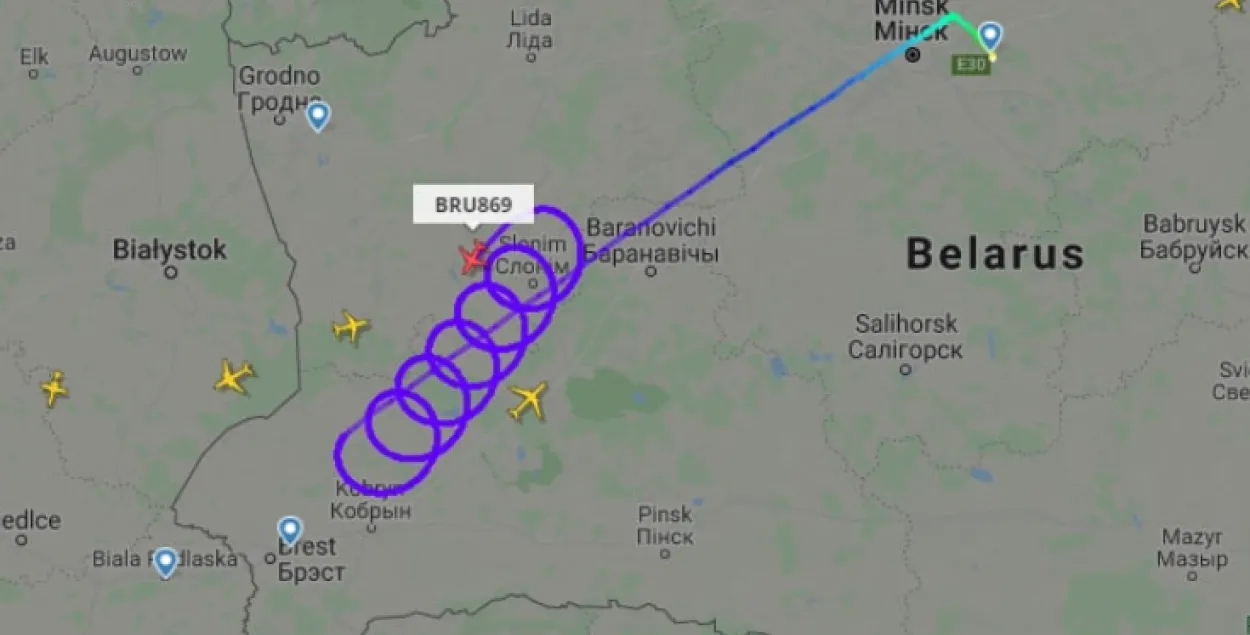 Самолет &quot;наворачивал круги&quot; над Брестчиной / Flightradar​