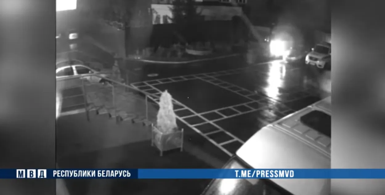 Во время происшествия. На скриншоте с видео МВД видно, как горит автобус​
