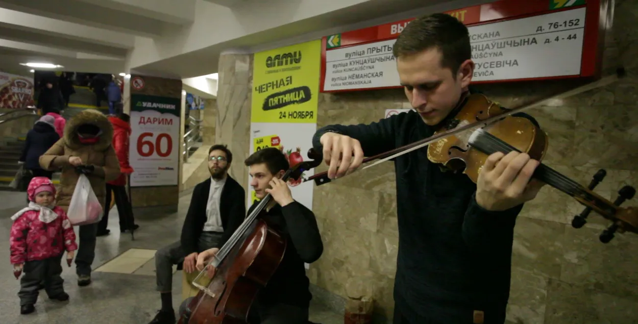 Пісаць сваю музыку, каб не граць чужую: гісторыя юнага кампазітара з перахода