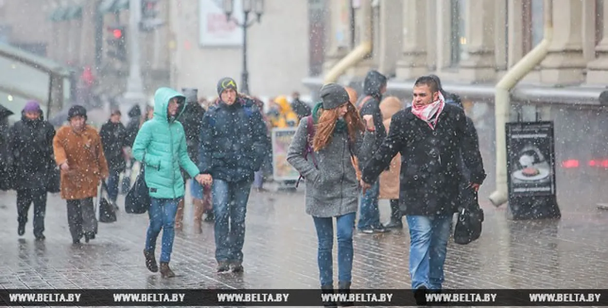 У сераду ў Беларусі чакаюцца невялікія ападкі і галалёд