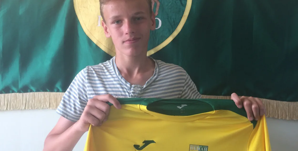 ФК "Нёман" падпісаў кантракт з 13-гадовым футбалістам